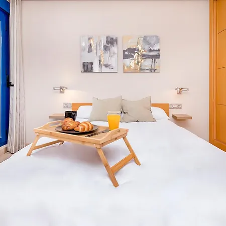 Apartament Bhost - Pacifico Malaga